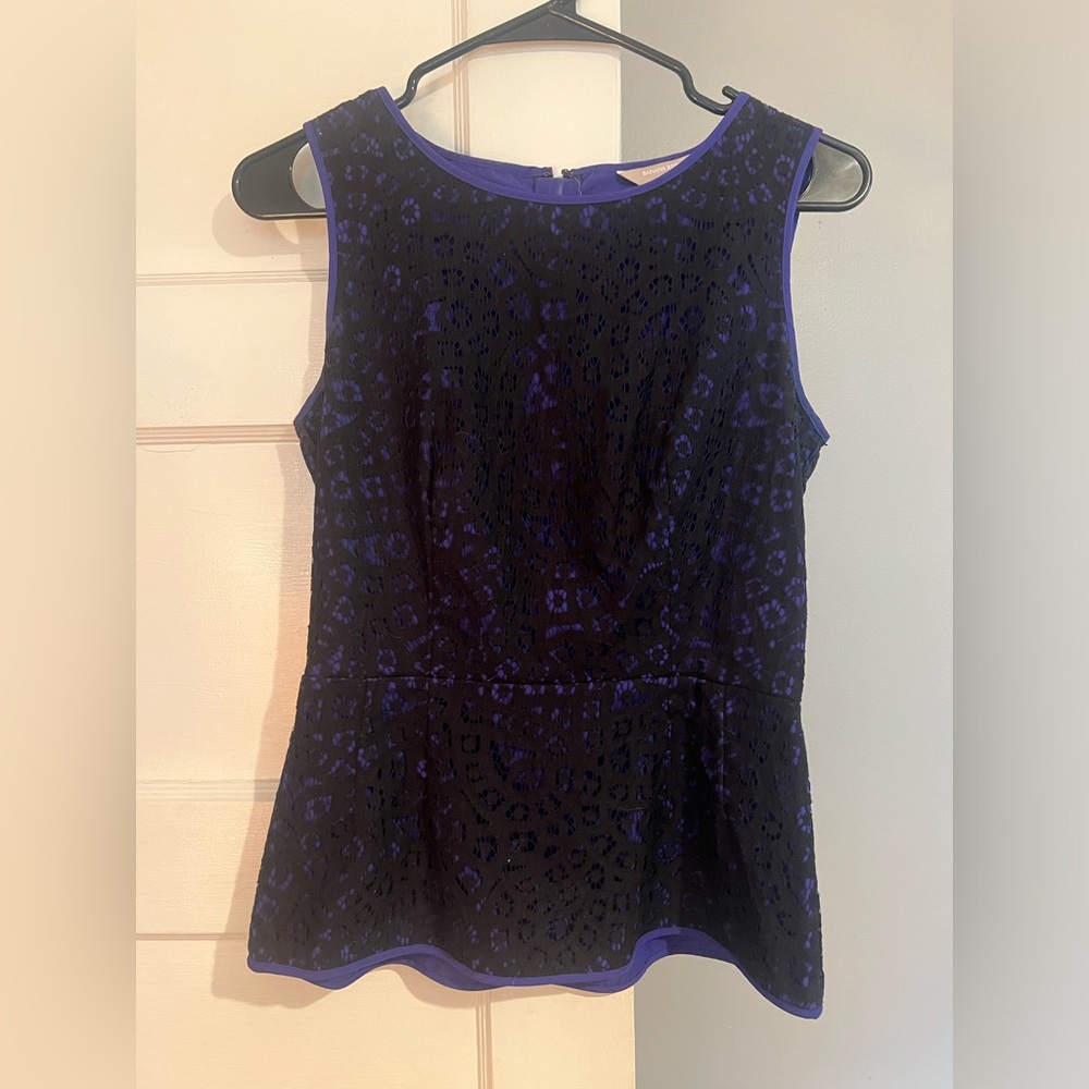 Banana republic factory peplum lace top